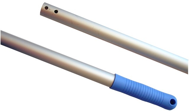 Manche alu (diam. 2,30 cm + trou)   145 cm